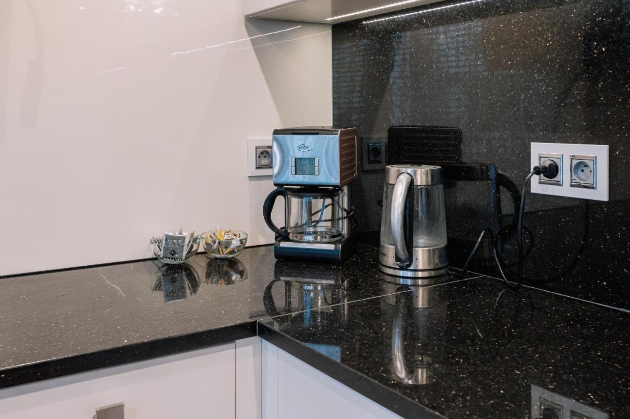 Revon Business Apartment 48 Dunajska براتسيلافا المظهر الخارجي الصورة