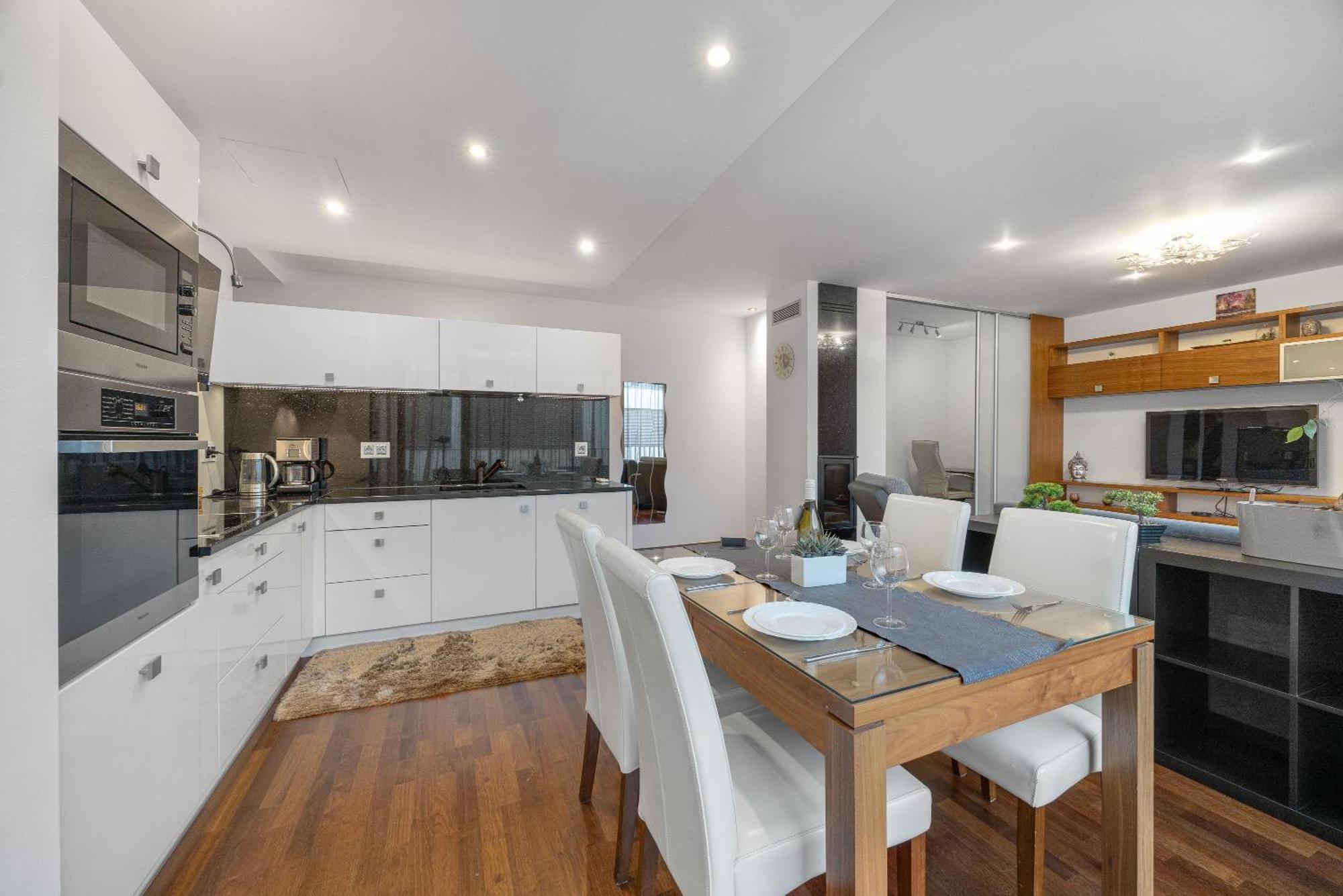 Revon Business Apartment 48 Dunajska براتسيلافا المظهر الخارجي الصورة